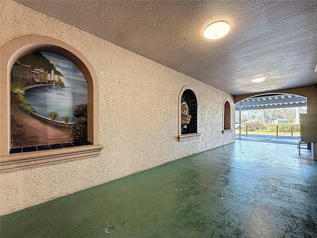 6150 GULFPORT BOULEVARD S 304, Gulfport, FL 33707