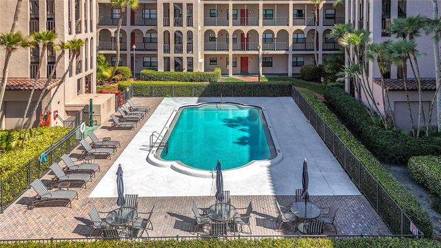 6150 GULFPORT BOULEVARD S 304, Gulfport, FL 33707