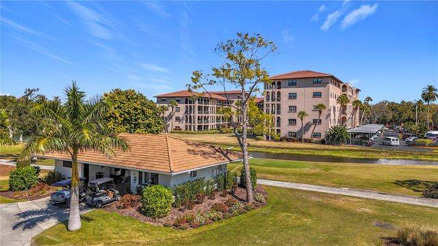 6150 GULFPORT BOULEVARD S 304, Gulfport, FL 33707