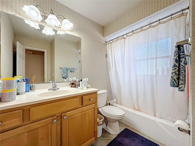 6150 GULFPORT BOULEVARD S 304, Gulfport, FL 33707