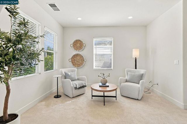 5279 S Montecito Dr, Concord, CA 94521