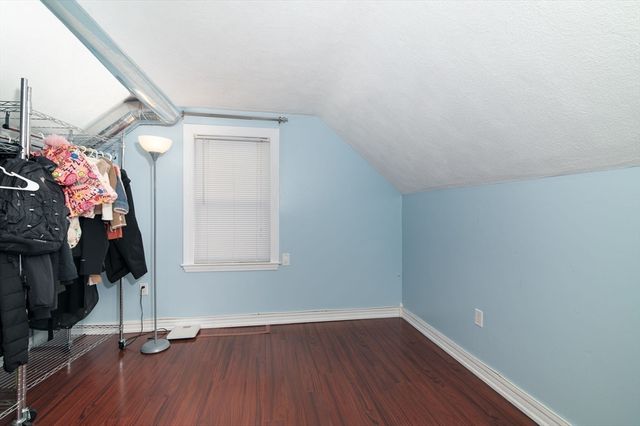 107 Fayette St, Quincy, MA 02171