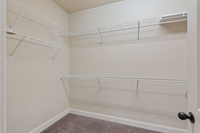 1007 Robert Lee Dr, Gallatin, TN 37066