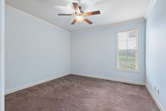 1007 Robert Lee Dr, Gallatin, TN 37066