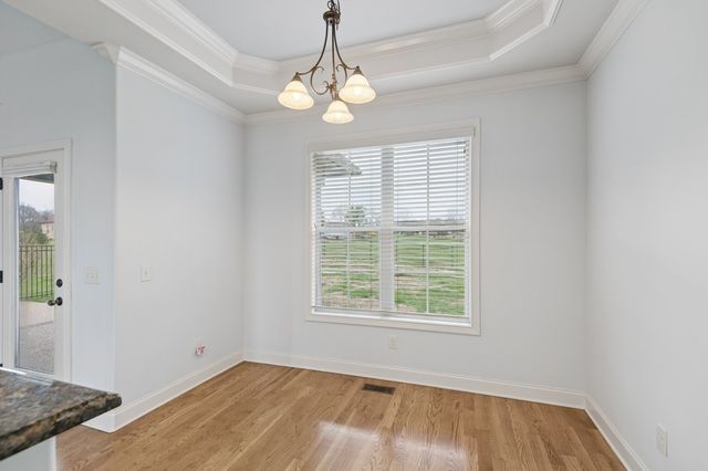 1007 Robert Lee Dr, Gallatin, TN 37066