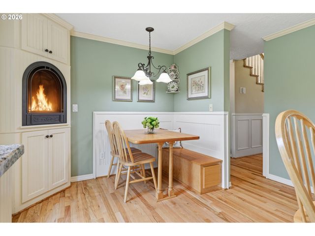 12323 Se ASHLEY St, Clackamas, OR 97015