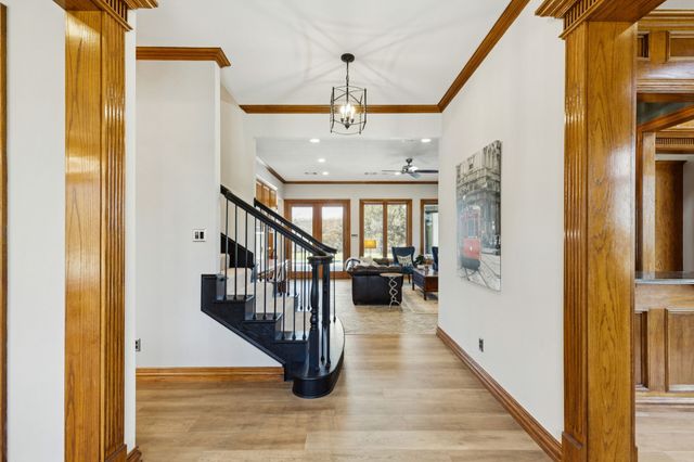 362 Woodland Hills Drive, Sherman, TX 75092