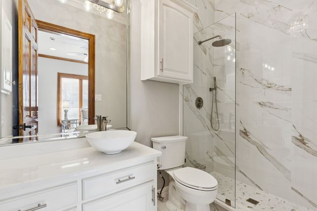 362 Woodland Hills Drive, Sherman, TX 75092