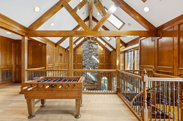 362 Woodland Hills Drive, Sherman, TX 75092