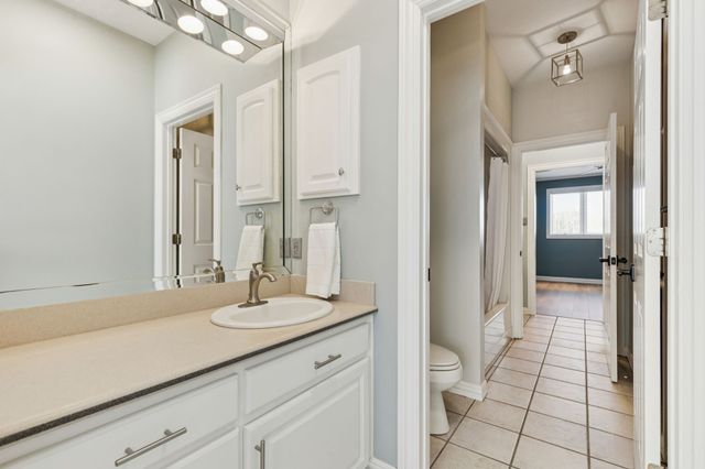 362 Woodland Hills Drive, Sherman, TX 75092