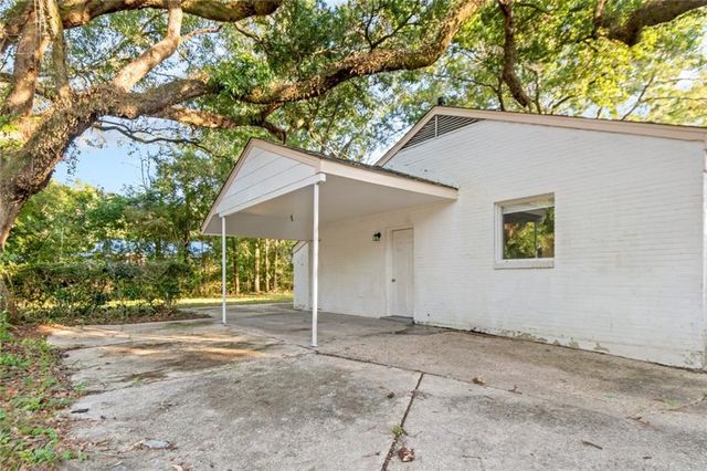 511 Meadow Wood Curve E, Mobile, AL 36609