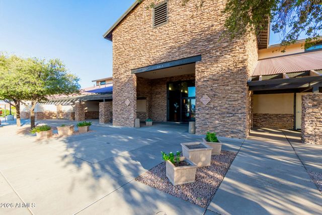 4300 E CASSIA Lane, Gilbert, AZ 85298