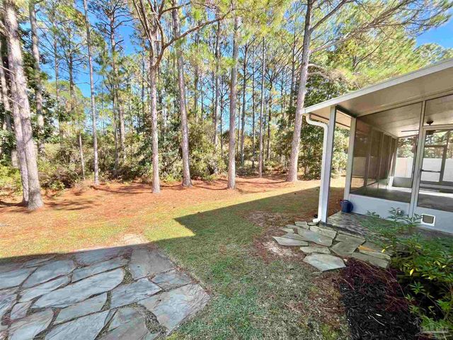 3470 Navigator Ave, Pensacola, FL 32506