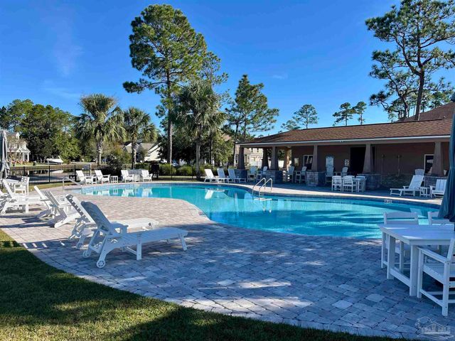 3470 Navigator Ave, Pensacola, FL 32506