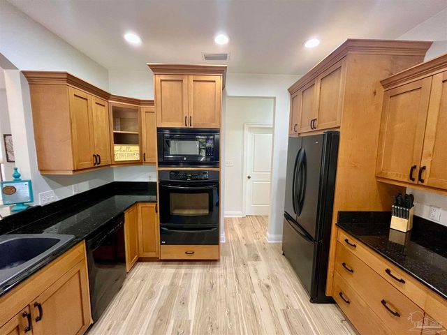 3470 Navigator Ave, Pensacola, FL 32506