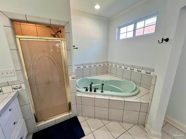 3470 Navigator Ave, Pensacola, FL 32506