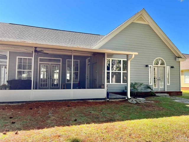 3470 Navigator Ave, Pensacola, FL 32506