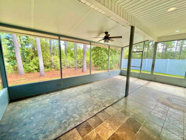 3470 Navigator Ave, Pensacola, FL 32506