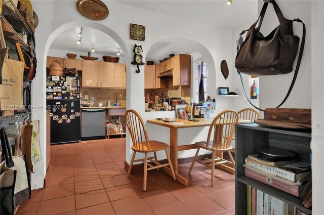 512 SW 21st Ave, Miami, FL 33135