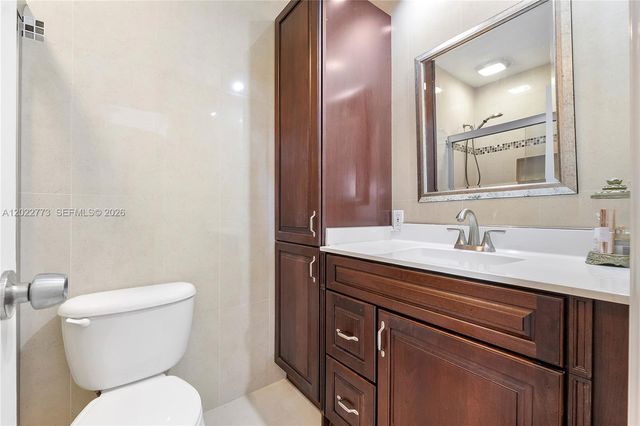 3133 S Ocean Dr 318, Hallandale Beach, FL 33009