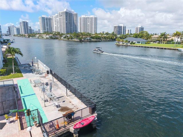 3133 S Ocean Dr 318, Hallandale Beach, FL 33009