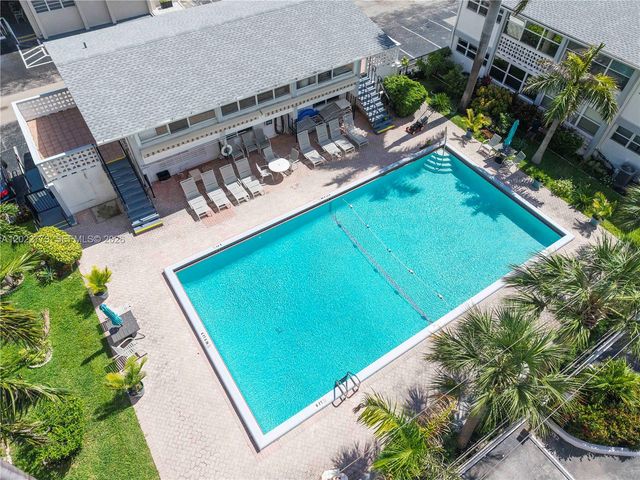 3133 S Ocean Dr 318, Hallandale Beach, FL 33009