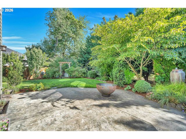 13179 GAFFNEY Ln, Oregon City, OR 97045