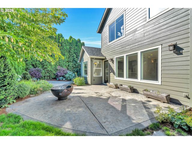 13179 GAFFNEY Ln, Oregon City, OR 97045
