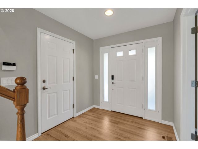 13179 GAFFNEY Ln, Oregon City, OR 97045
