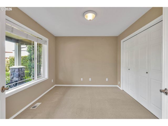 13179 GAFFNEY Ln, Oregon City, OR 97045
