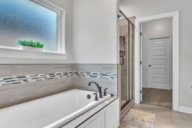 106 Ball Park Dr, Hallsville, TX 75650