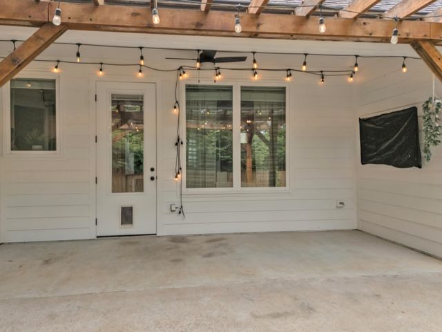 106 Ball Park Dr, Hallsville, TX 75650