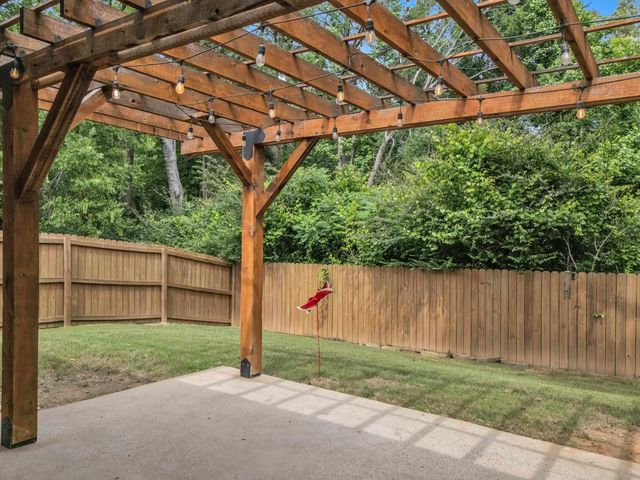 106 Ball Park Dr, Hallsville, TX 75650