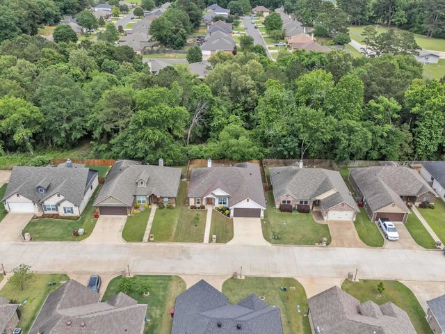 106 Ball Park Dr, Hallsville, TX 75650