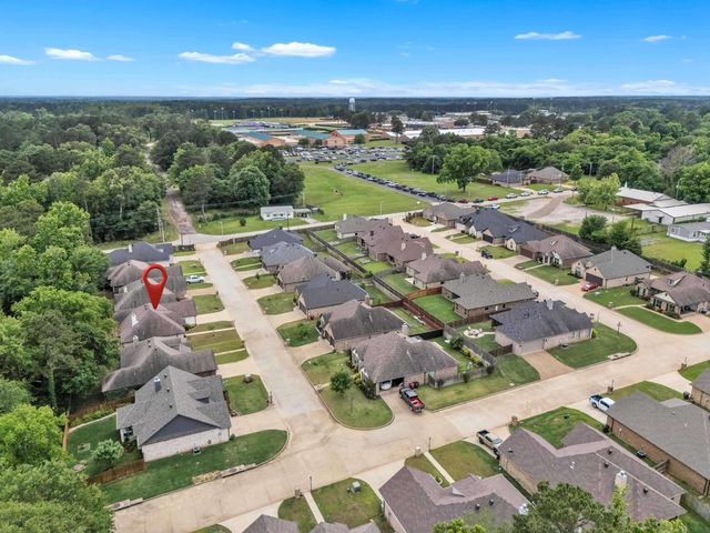 106 Ball Park Dr, Hallsville, TX 75650