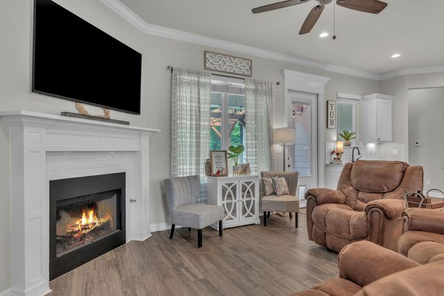 106 Ball Park Dr, Hallsville, TX 75650