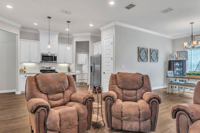 106 Ball Park Dr, Hallsville, TX 75650