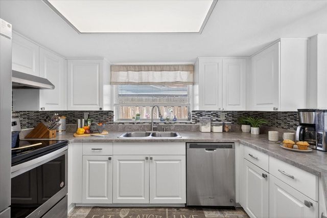 3103 BRIGHT DRIVE, Holiday, FL 34691