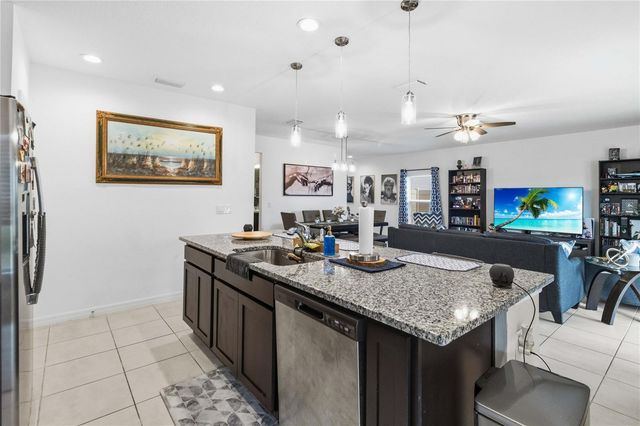 1275 ISLAND SLOUGH LANE, Davenport, FL 33837