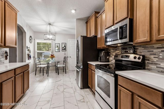 16194 MAGNOLIA GROVE Way, Jacksonville, FL 32218