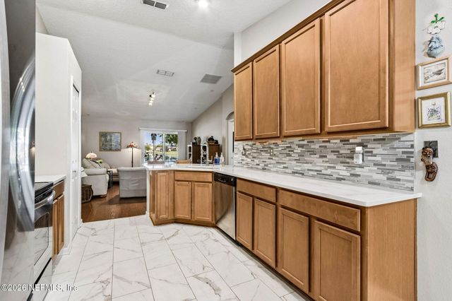 16194 MAGNOLIA GROVE Way, Jacksonville, FL 32218