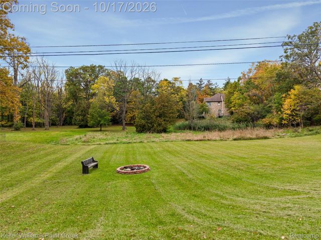 21140 Harrington Street, Clinton Charter Township, MI 48036