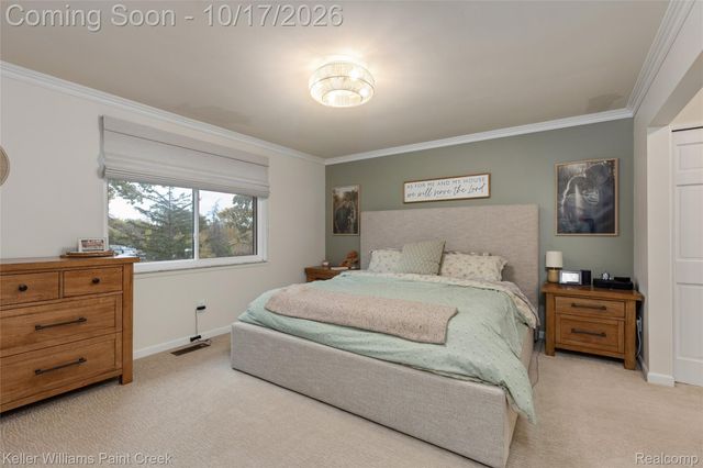 21140 Harrington Street, Clinton Charter Township, MI 48036