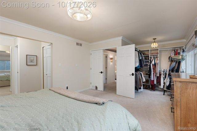 21140 Harrington Street, Clinton Charter Township, MI 48036