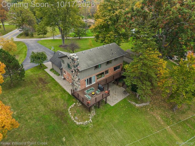 21140 Harrington Street, Clinton Charter Township, MI 48036