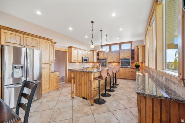 9141 N CANYON WASH DR, Eagle Mountain, UT 84005