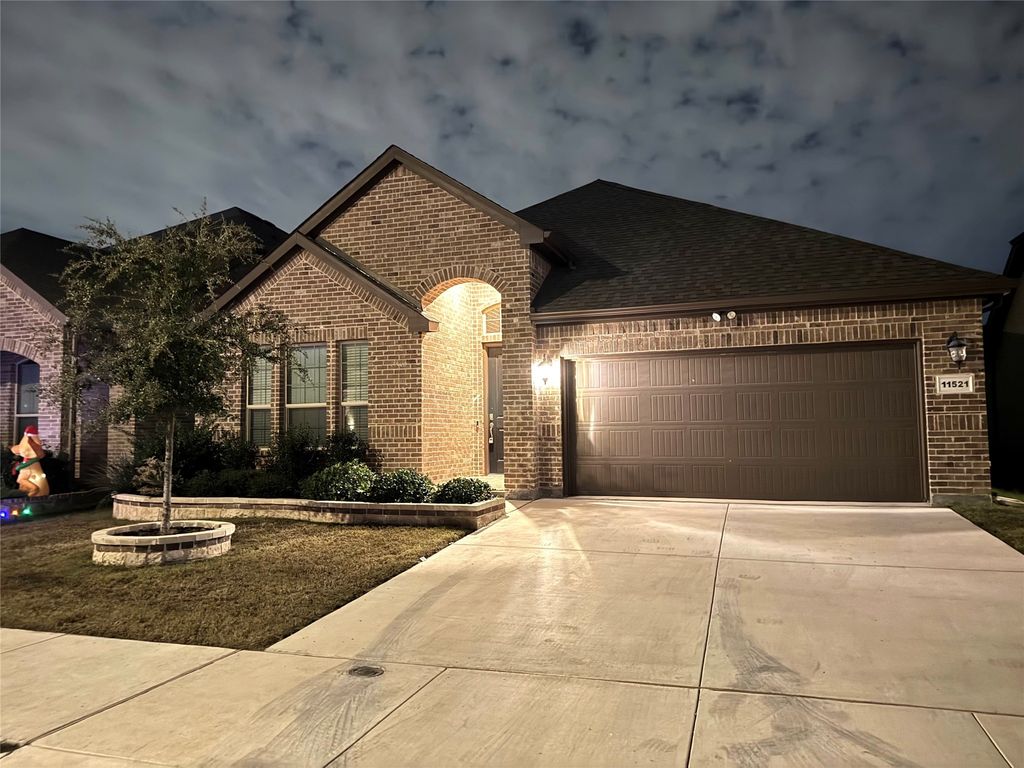 11521 Hartwell Lane, Fort Worth, TX 76244