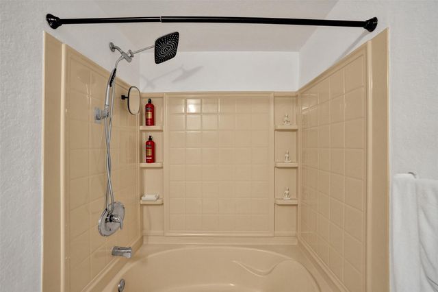 6584 W Sample Road 6584, Coral Springs, FL 33067