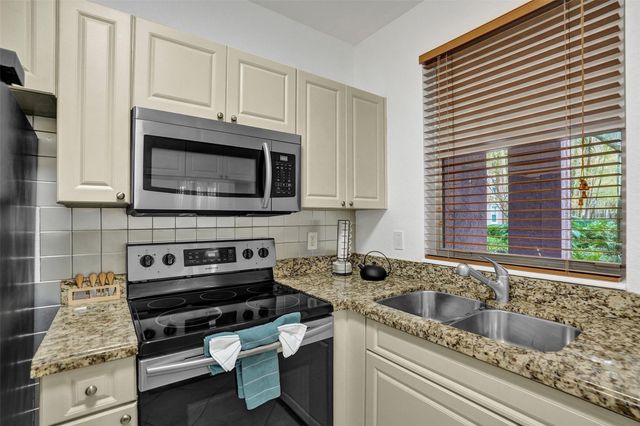 6584 W Sample Road 6584, Coral Springs, FL 33067