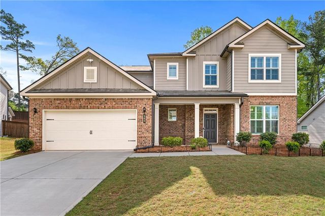585 Briard Drive, Sugar Hill, GA 30518